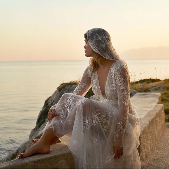 Riki Dalal Joan Wedding Dress Size 14, NWT, $1,600 In Store - Picture 2 of 7